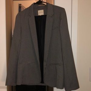 Silence and noise blazer